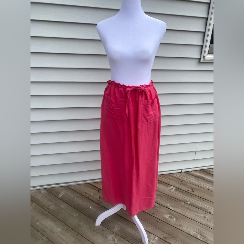 Jones Wear skirt